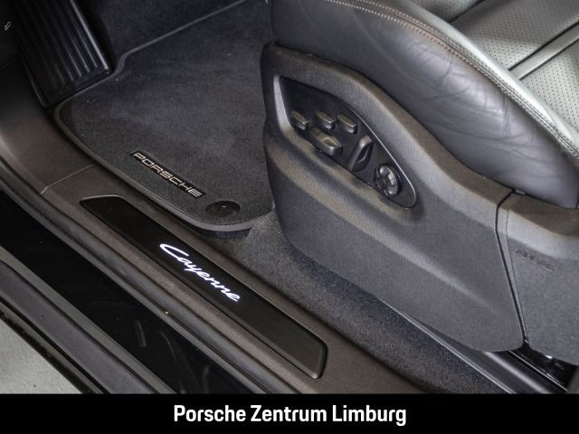 Porsche Cayenne Black Edition HA-Lenkung Head-Up 21-Zoll