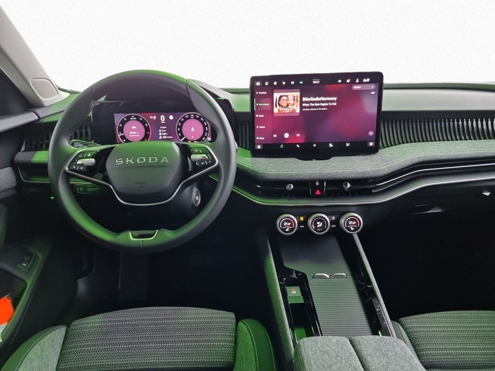 Skoda Superb Combi Selection 2.0TSI 4x4 DSG Navi HuD AHK