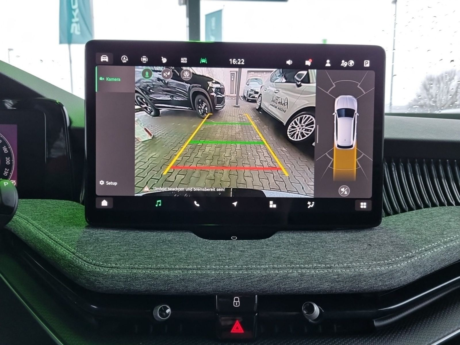 Skoda Superb Combi Selection 2.0TSI 4x4 DSG Navi HuD AHK