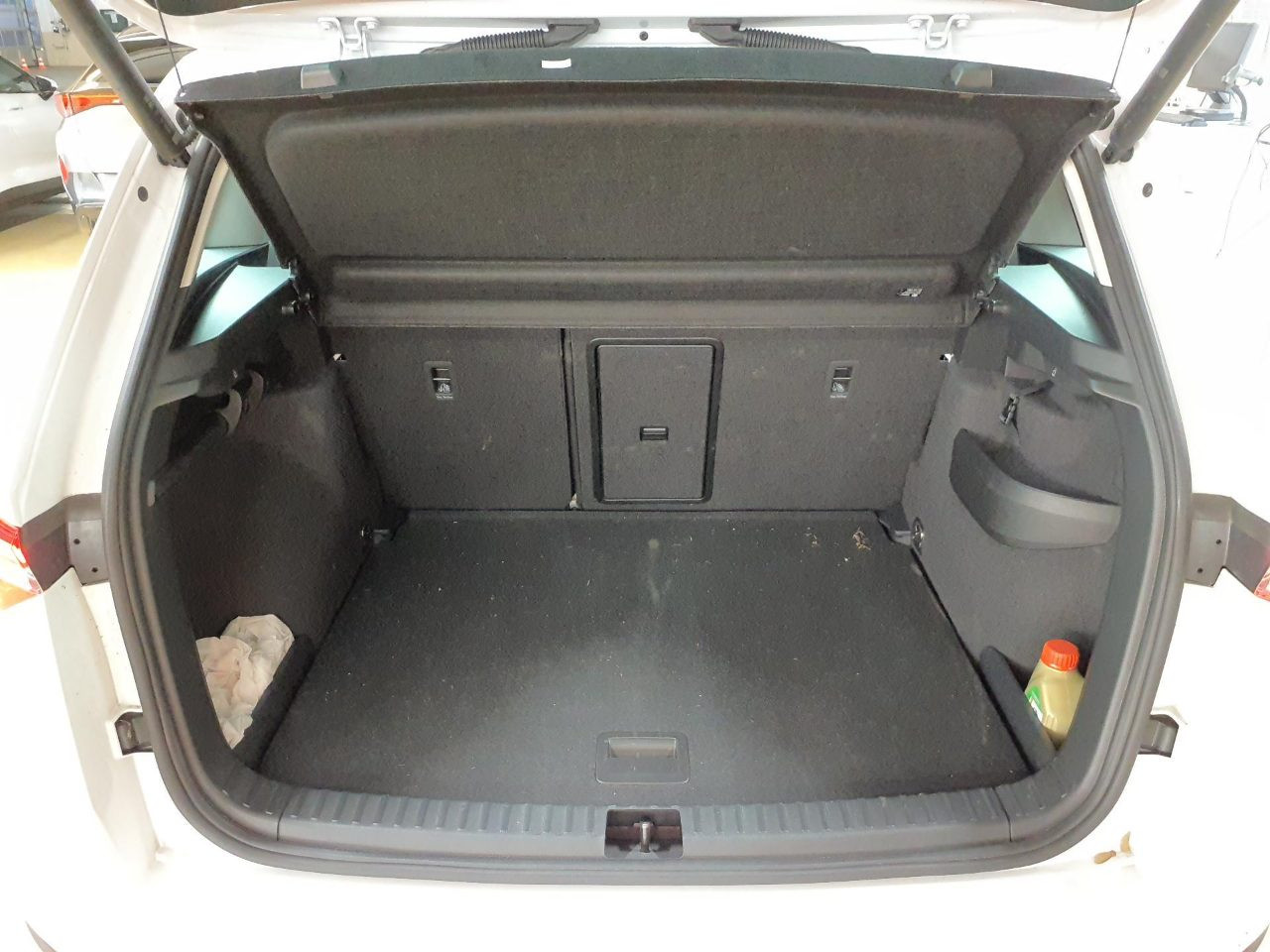 Skoda Karoq Tour 2.0 TDI DSG Virtual Navi Car Play AHK