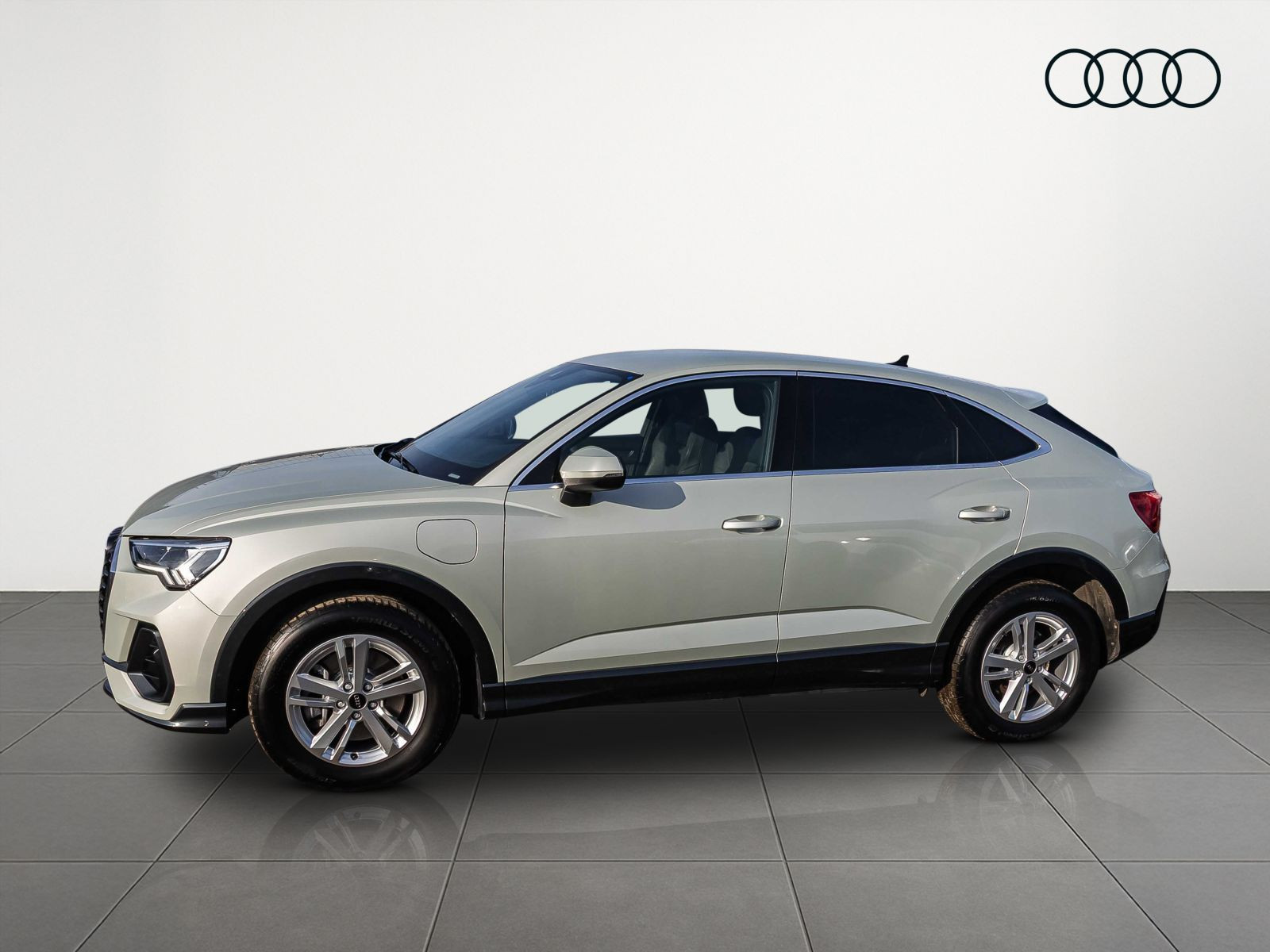 Audi Q3 Sportback TFSI e S line Stronic Navi LED ACC EPH