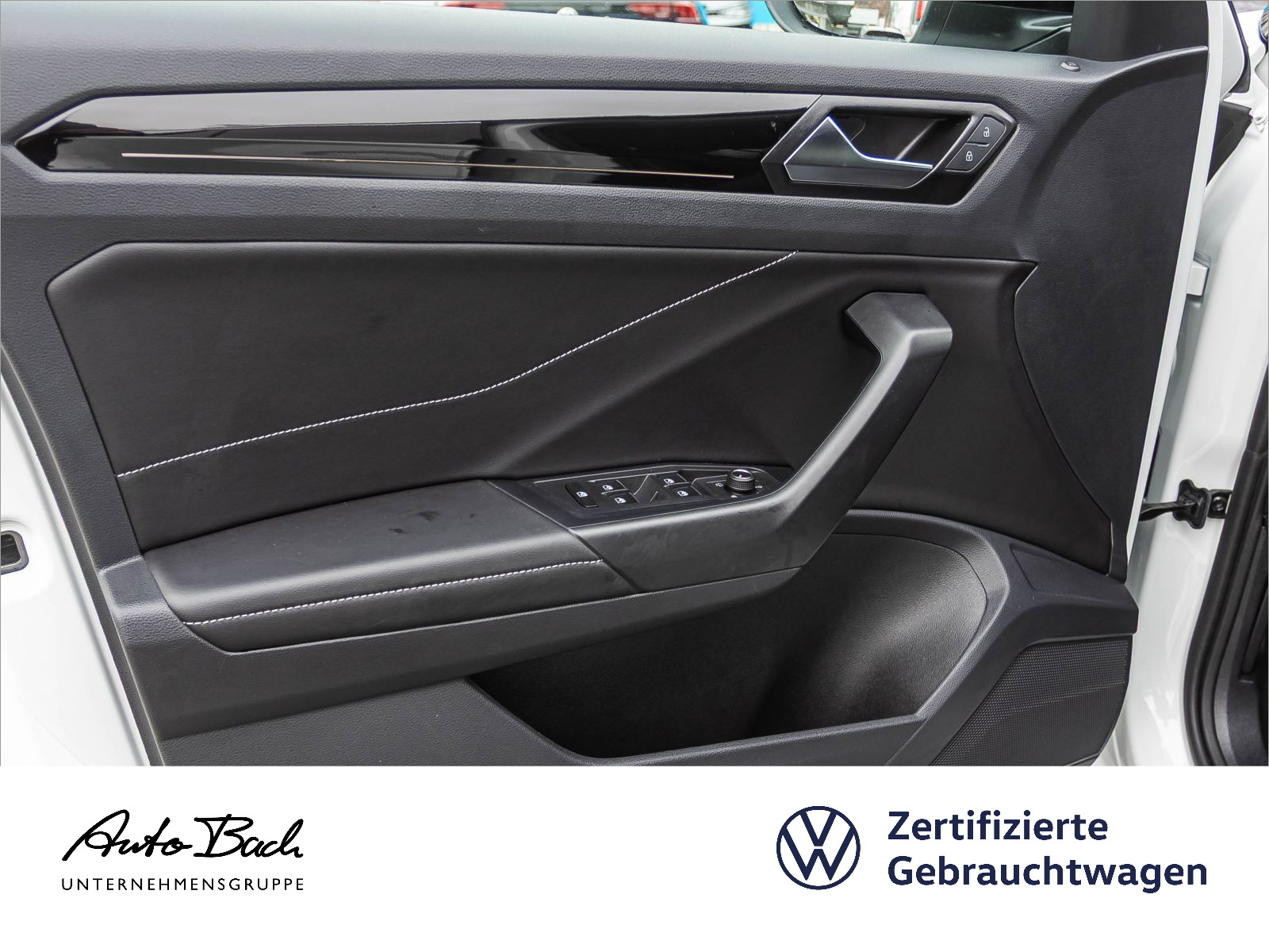 Volkswagen T-ROC 1.5 TSI DSG R-Line, Navi, LED, AHK, Rückfahrkamera, App-Connect