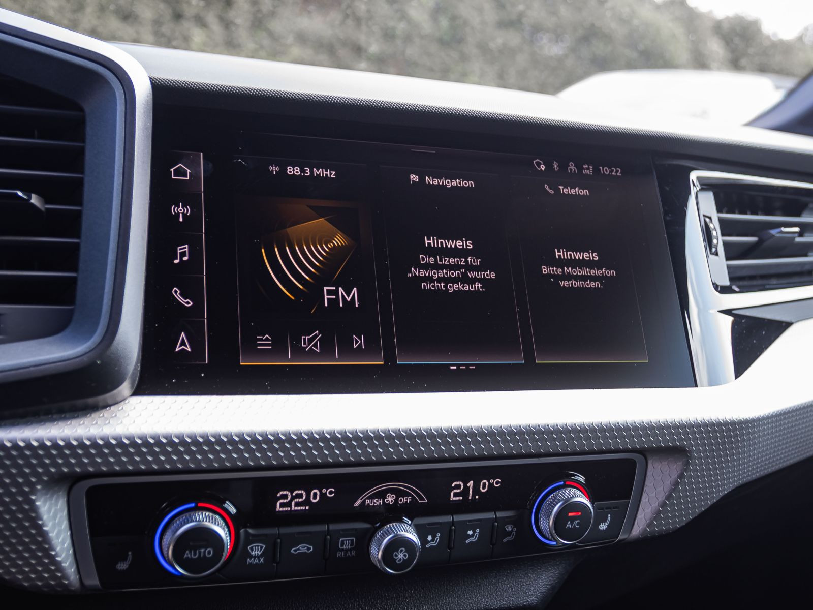 Audi A1 Sportback S line 30 TFSI 116PS Stronic LED 17? RFK EPHplus 