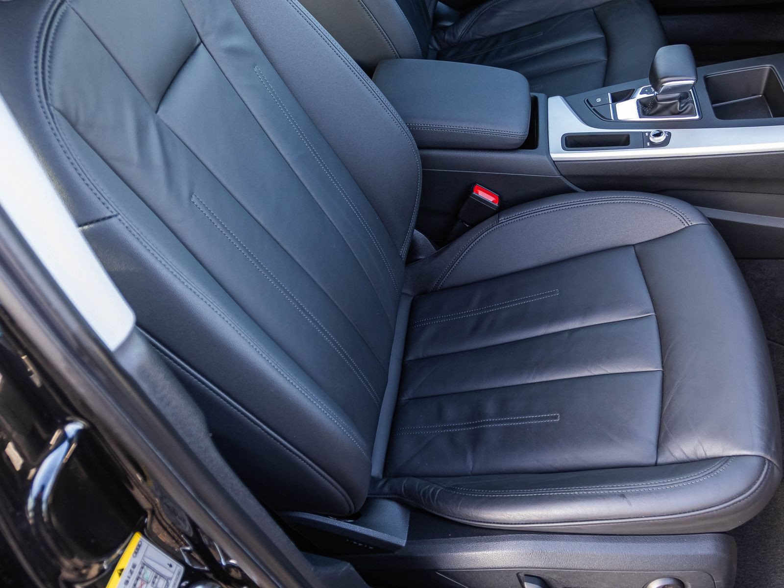 Audi A4 Avant Advanced 40TFSI qu Stronic Navi LED ACC EPH