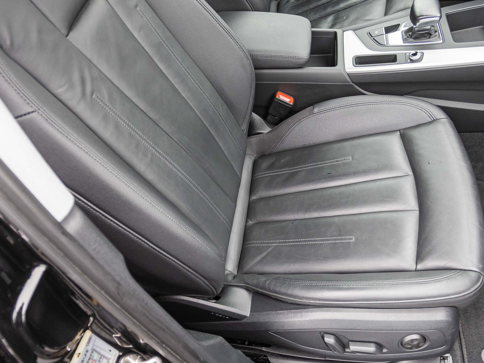 Audi A4 Avant Advanced 40TFSI qu Stronic Navi LED ACC EPH