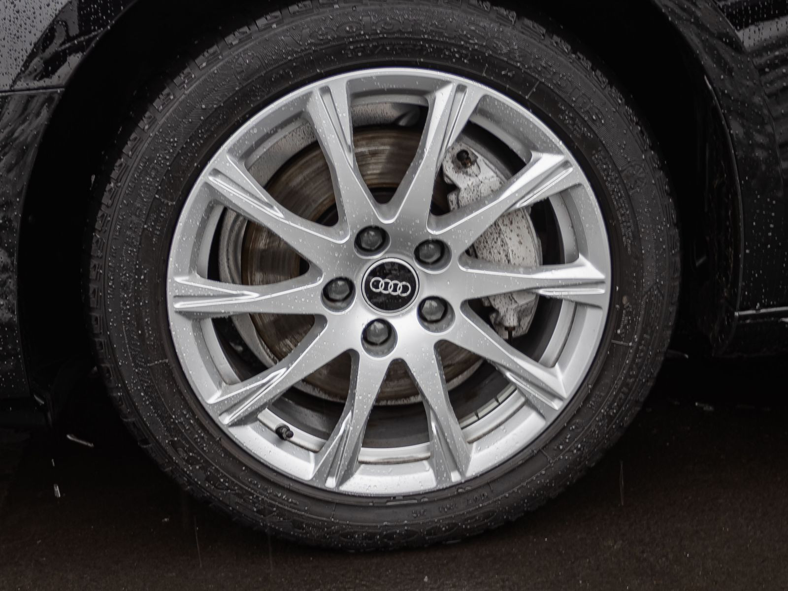 Audi A4 Avant Advanced 40TFSI qu Stronic Navi LED ACC EPH