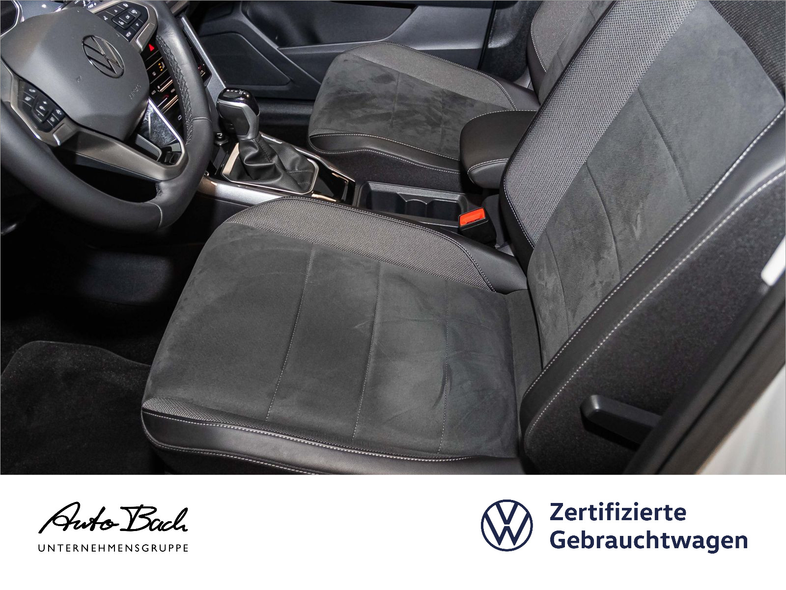 Volkswagen T-Roc Style 1.5TSI DSG Navi LED Standhzg ACC AHK