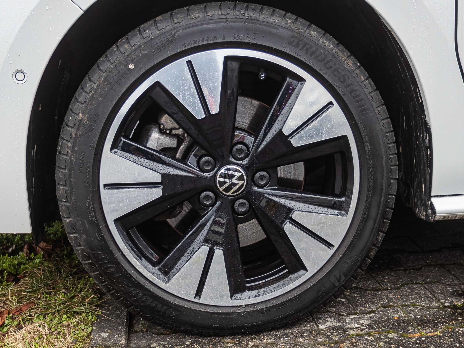 Volkswagen Multivan LR Life 1.4 eHybrid DSG Navi LED HuD Standhzg ACC AHK