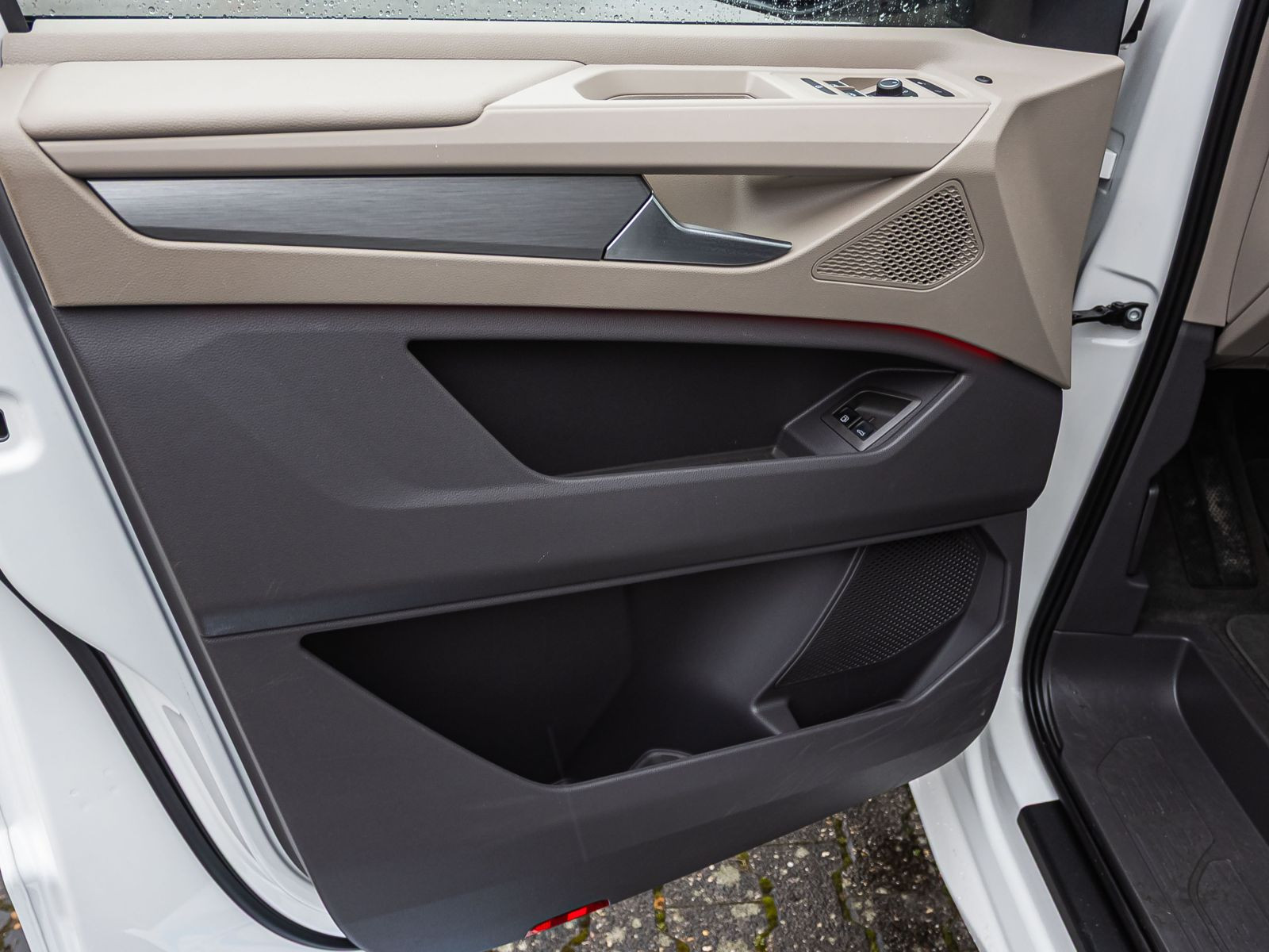 Volkswagen Multivan LR Life 1.4 eHybrid DSG Navi LED HuD Standhzg ACC AHK