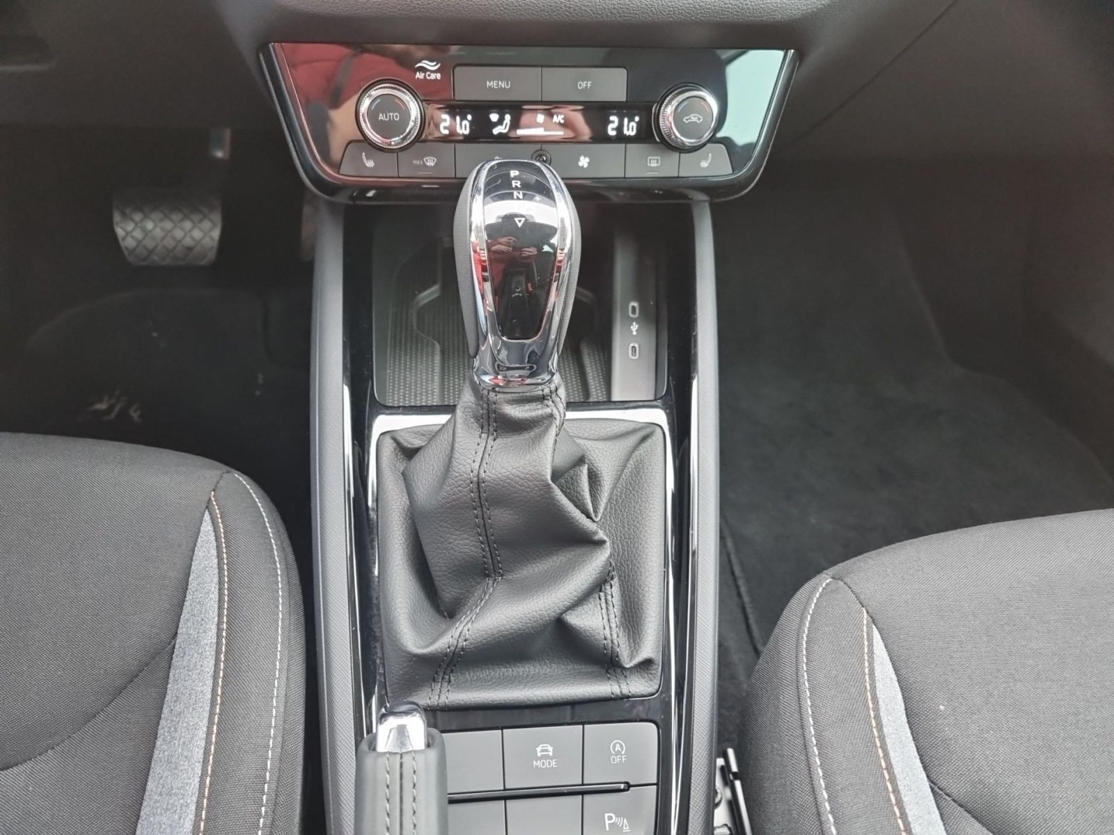 Skoda Scala Selection 1.0 TSI DSG LED NAVI AHK