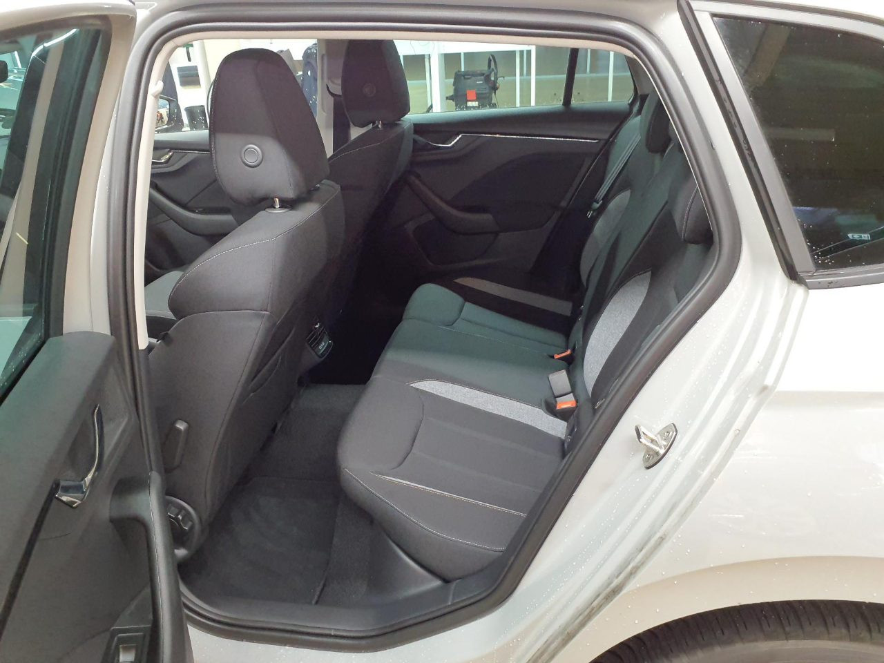 Skoda Scala Selection 1.0 TSI DSG LED NAVI AHK