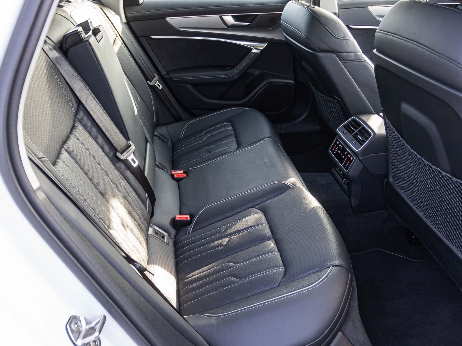 Audi A6 Avant Design 45TDI qu Navi LED Standhzg Panorama