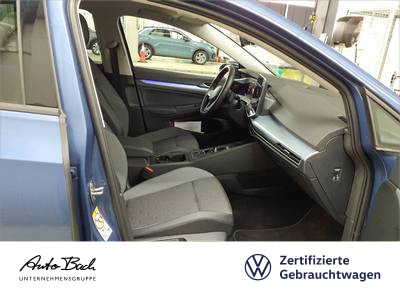 Volkswagen Golf VIII Goal 1.5 eTSI DSG Navi LED ACC EPH AHK