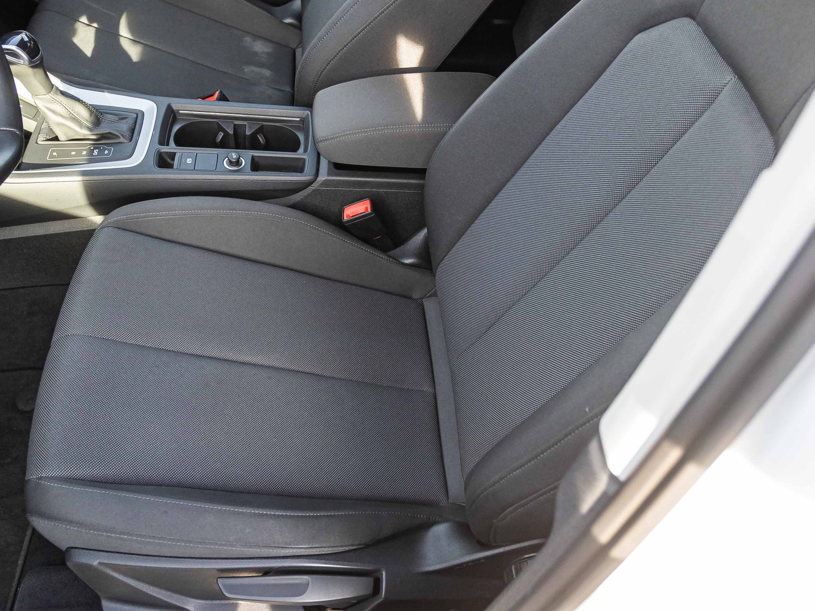 Audi Q3 45TFSI e S tronic Navi LED Virtual GRA EPH DAB