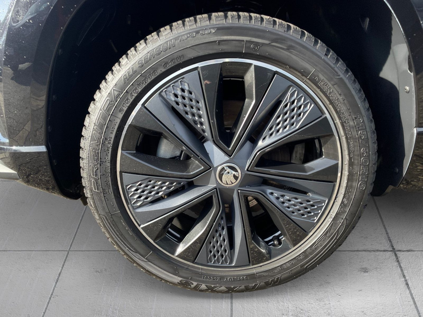 Skoda Karoq Sportline 1.5 TSI DSG Navi LED ACC Panorama