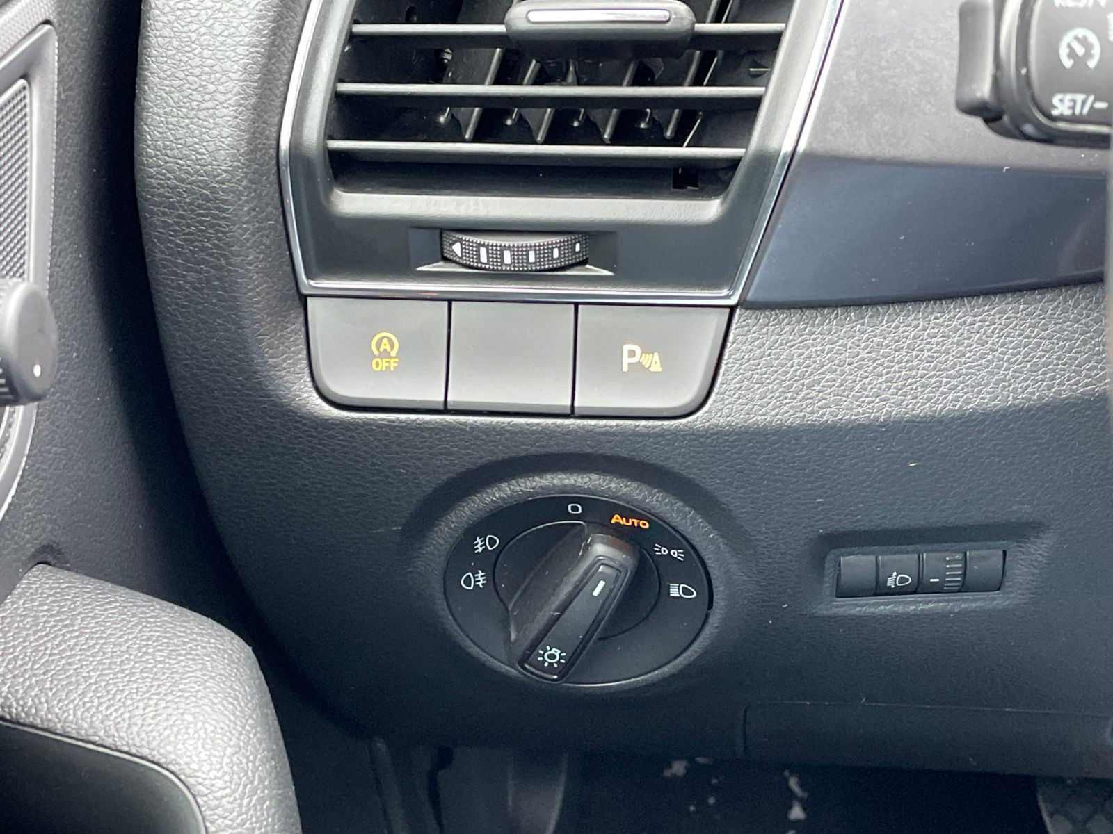 Skoda Fabia Clever 1.0 MPI EPH CarPlay ACC