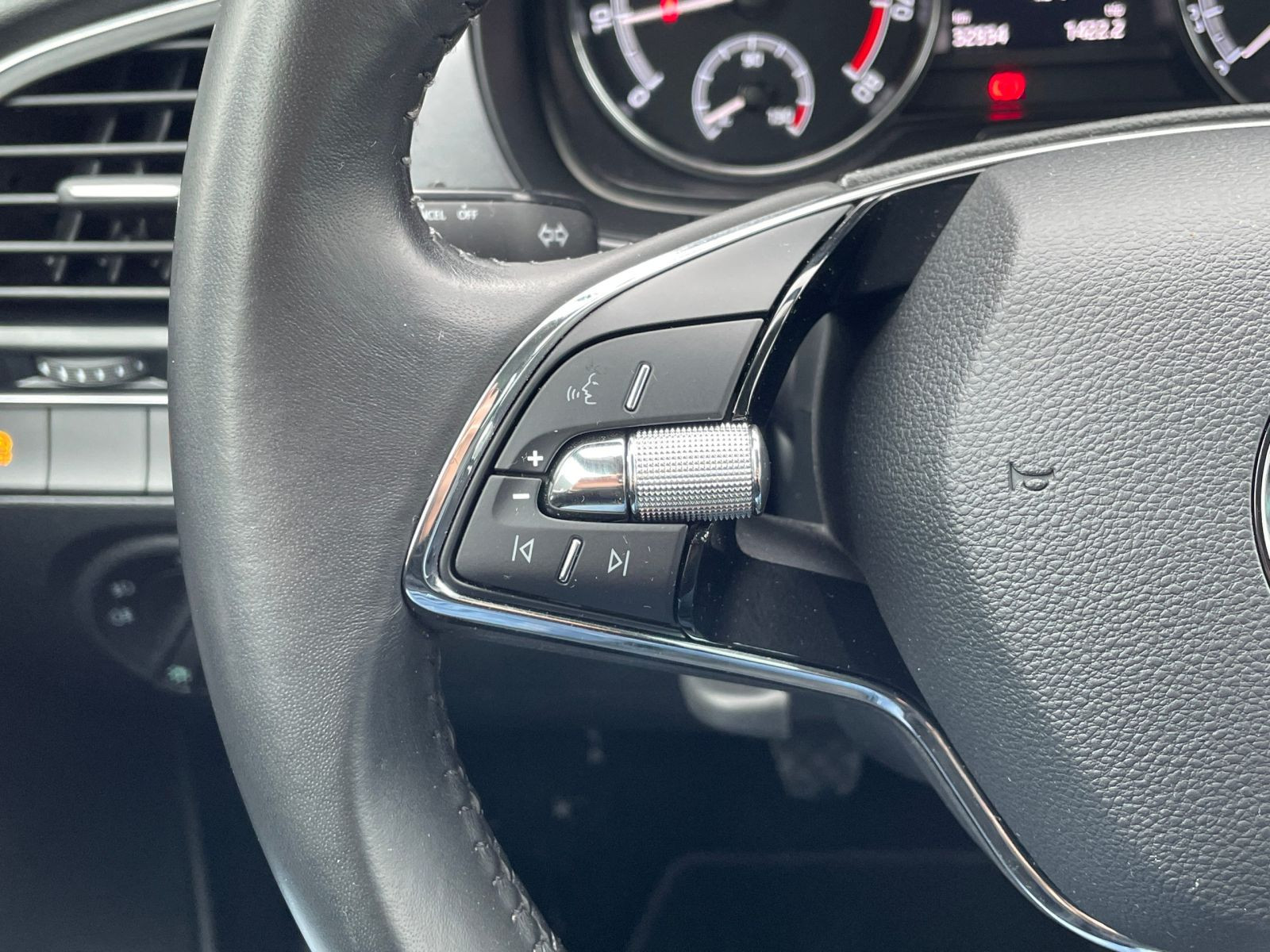 Skoda Fabia Clever 1.0 MPI EPH CarPlay ACC