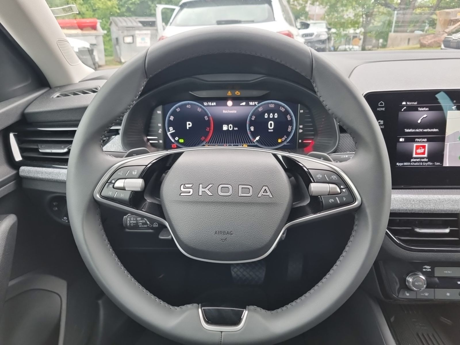 Skoda Scala Balance 1,5 TSI DSG ACC AHK NAVI RFK KESSY