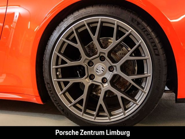 Porsche 992 911 Carrera S Cabriolet Sportabgas BOSE