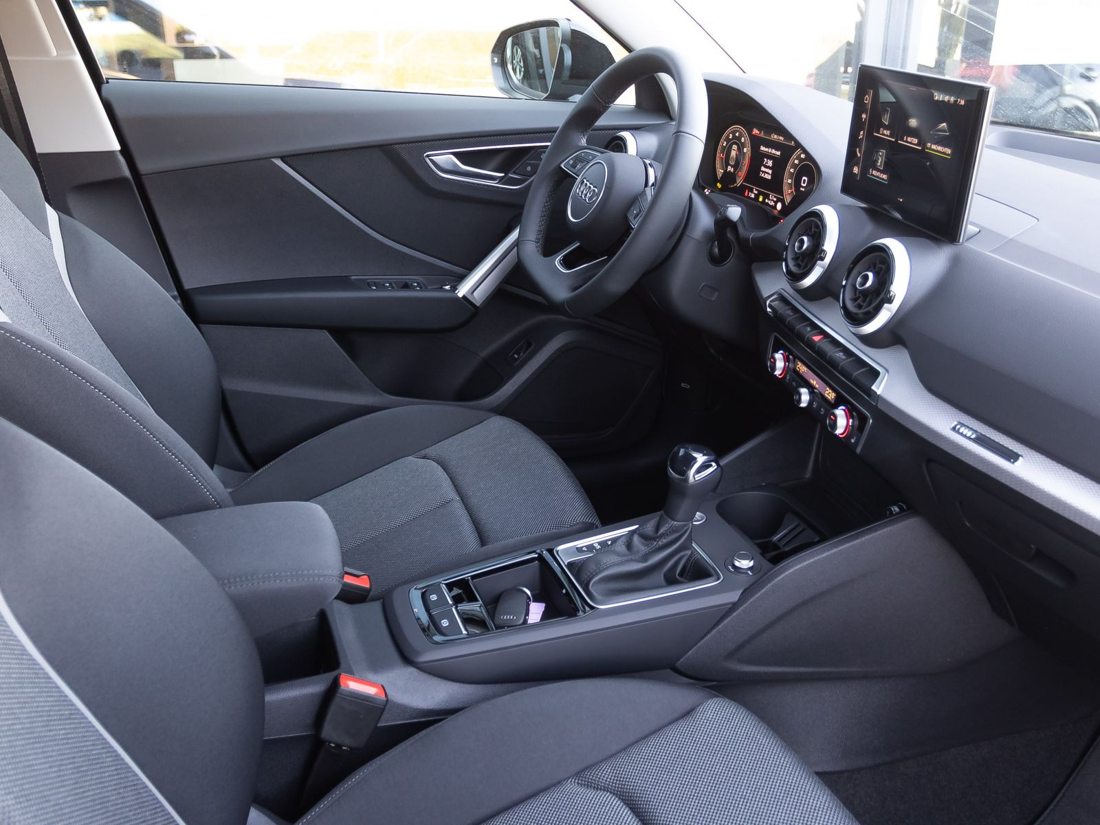 Audi Q2 advanced 35TFSI 150PS Stronic GRA/Assitenz-Parken/ Klima&Komfort-Paket-Sitze