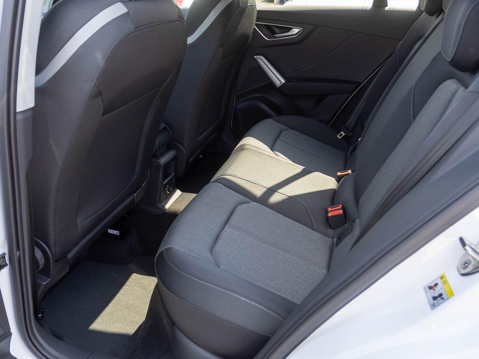 Audi Q2 advanced 35TFSI 150PS Stronic GRA/Assitenz-Parken/ Klima&Komfort-Paket-Sitze