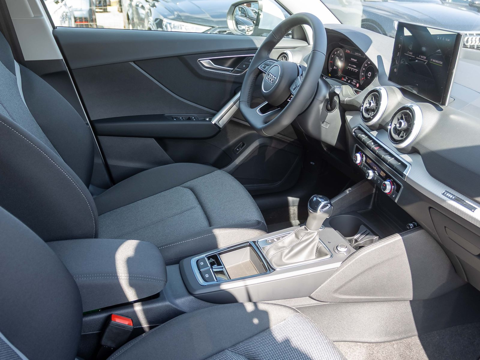 Audi Q2 advanced 35TFSI 150PS Stronic GRA/Assitenz-Parken/ Klima&Komfort-Paket-Sitze