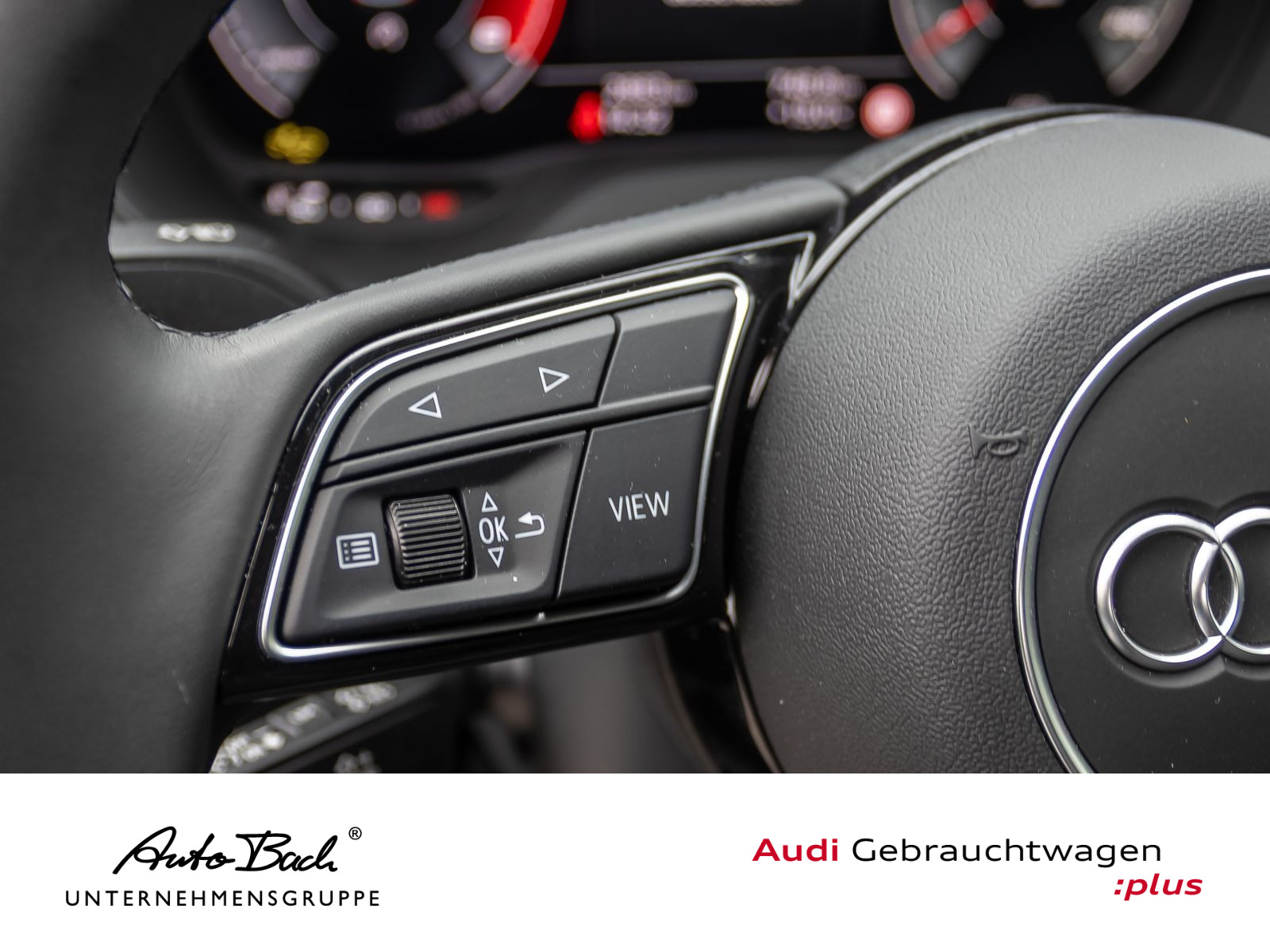 Audi Q2 advanced 30TFSI LED CarPlay Sportsitze EPH