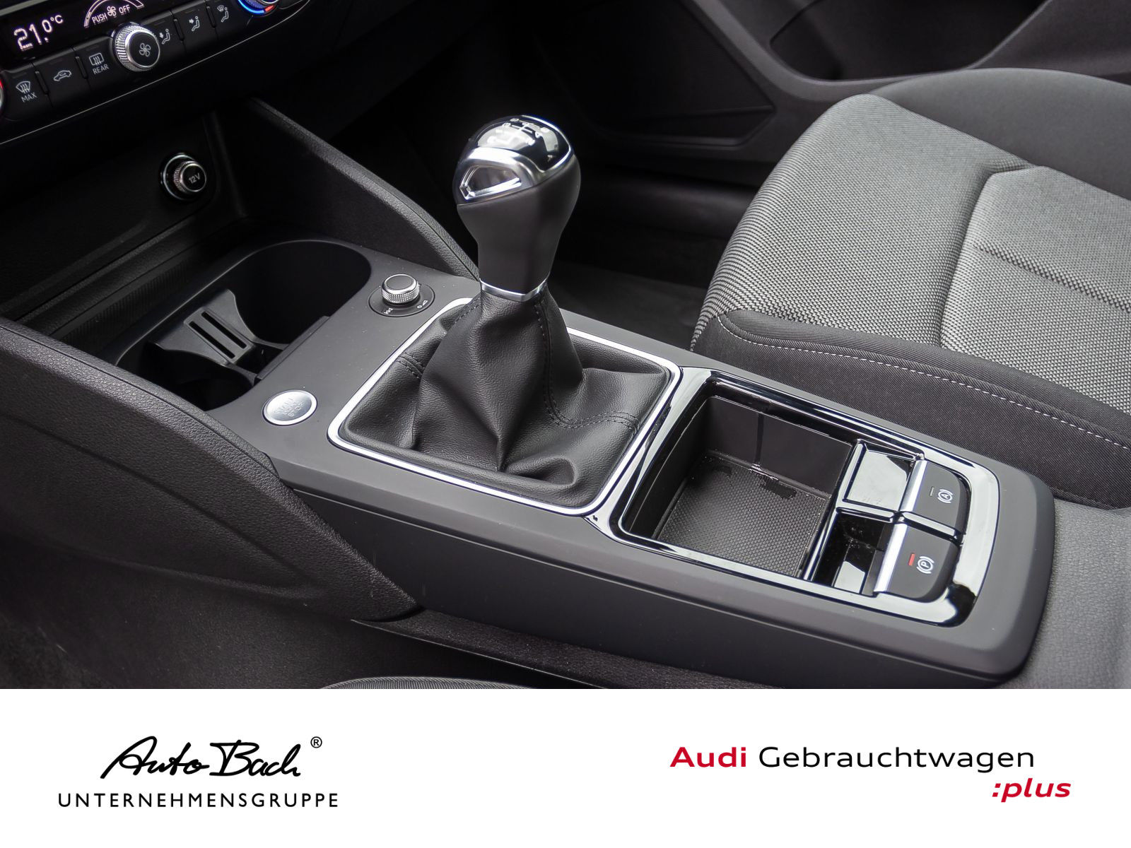 Audi Q2 advanced 30TFSI LED CarPlay Sportsitze EPH