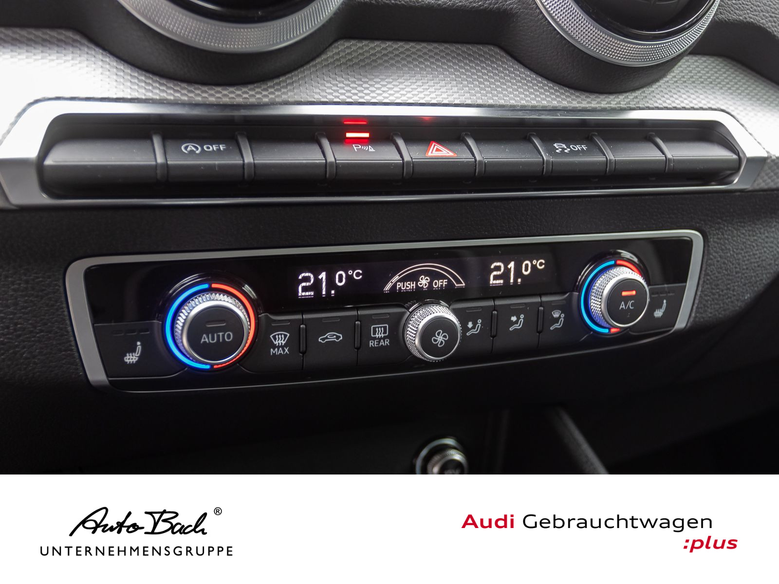 Audi Q2 advanced 30TFSI LED CarPlay Sportsitze EPH
