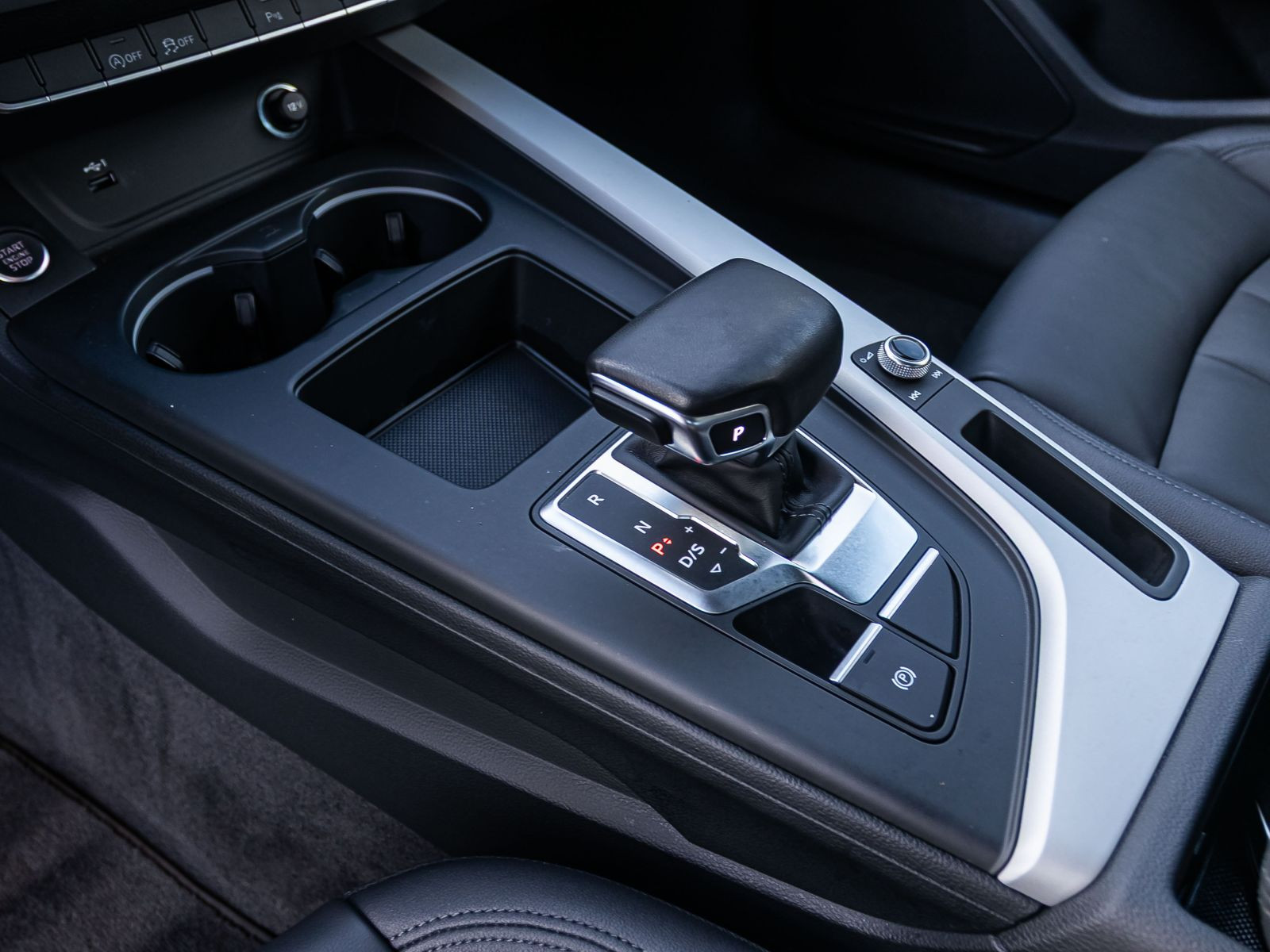 Audi A4 Avant Advanced 35TFSI Stronic Navi LED ACC EPH