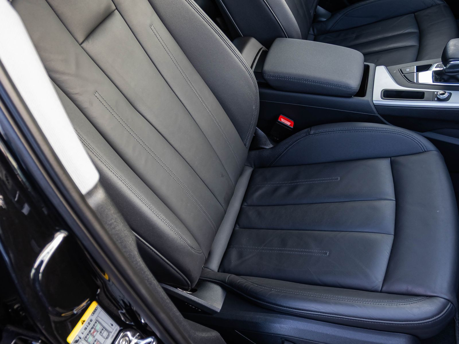 Audi A4 Avant Advanced 35TFSI Stronic Navi LED ACC EPH