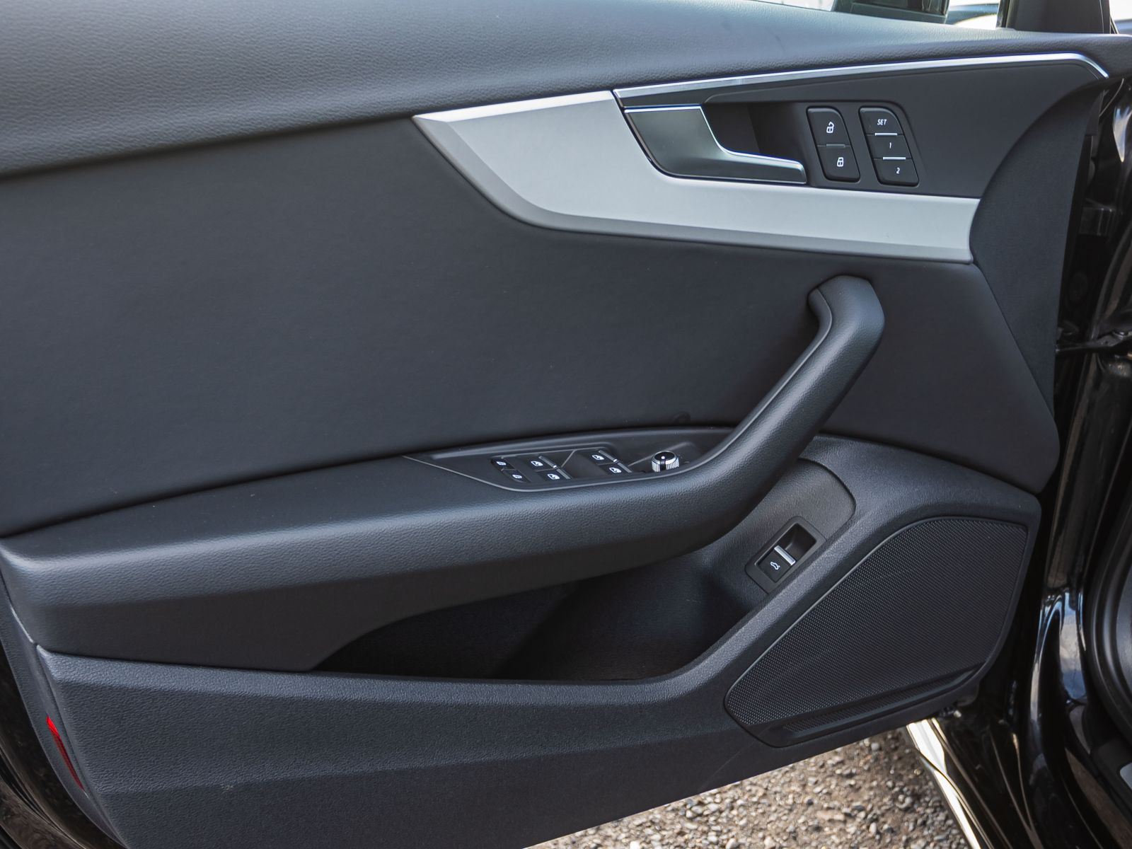 Audi A4 Avant Advanced 35TFSI Stronic Navi LED ACC EPH