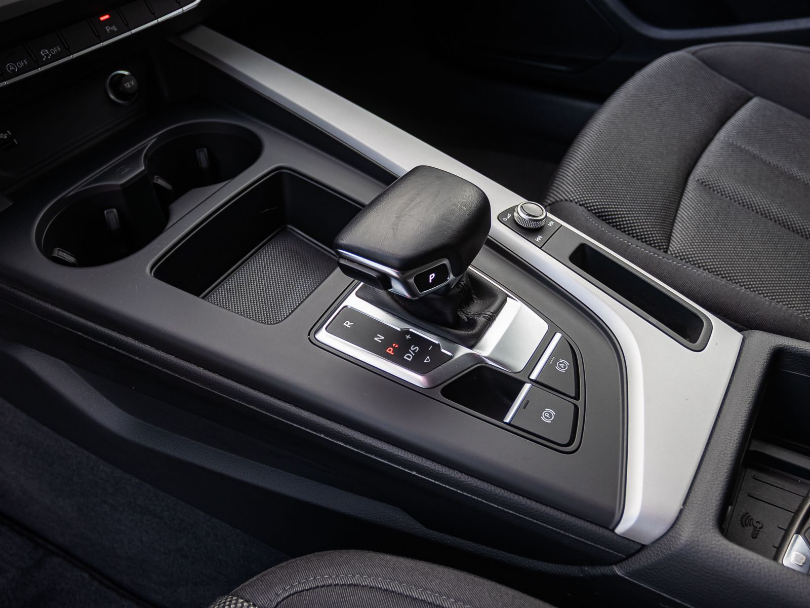 Audi A4 Avant 35TDI Stronic Navi LED EPH Virtual AHK