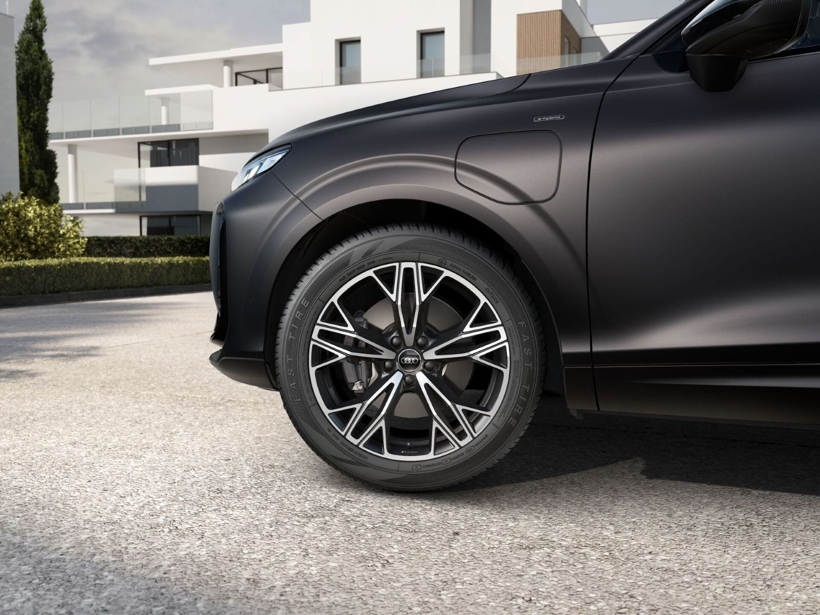 Audi Q3 Sportback S-Line e-hybrid TECH-Pro MATT Matrix 19" AHK 0,5%