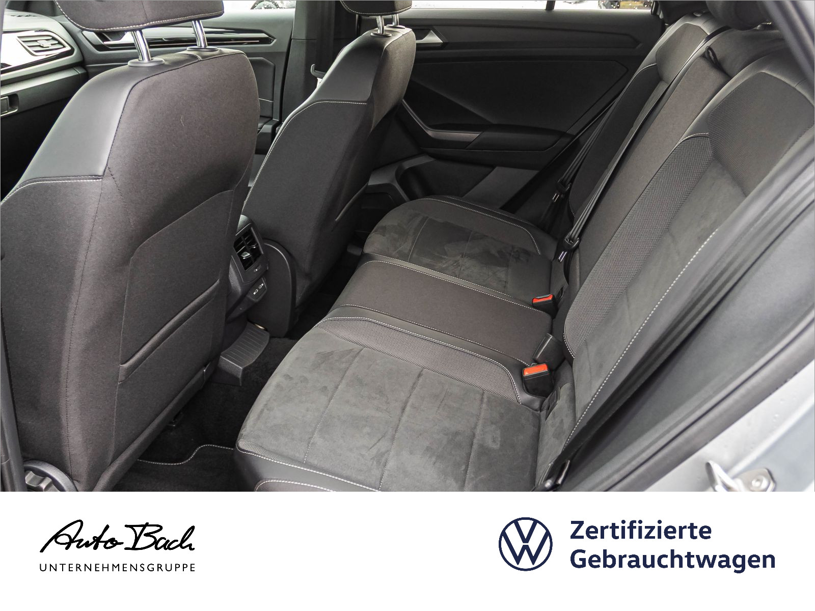 Volkswagen T-Roc R-Line 1.5TSI DSG Navi LED ACC EPH AHK