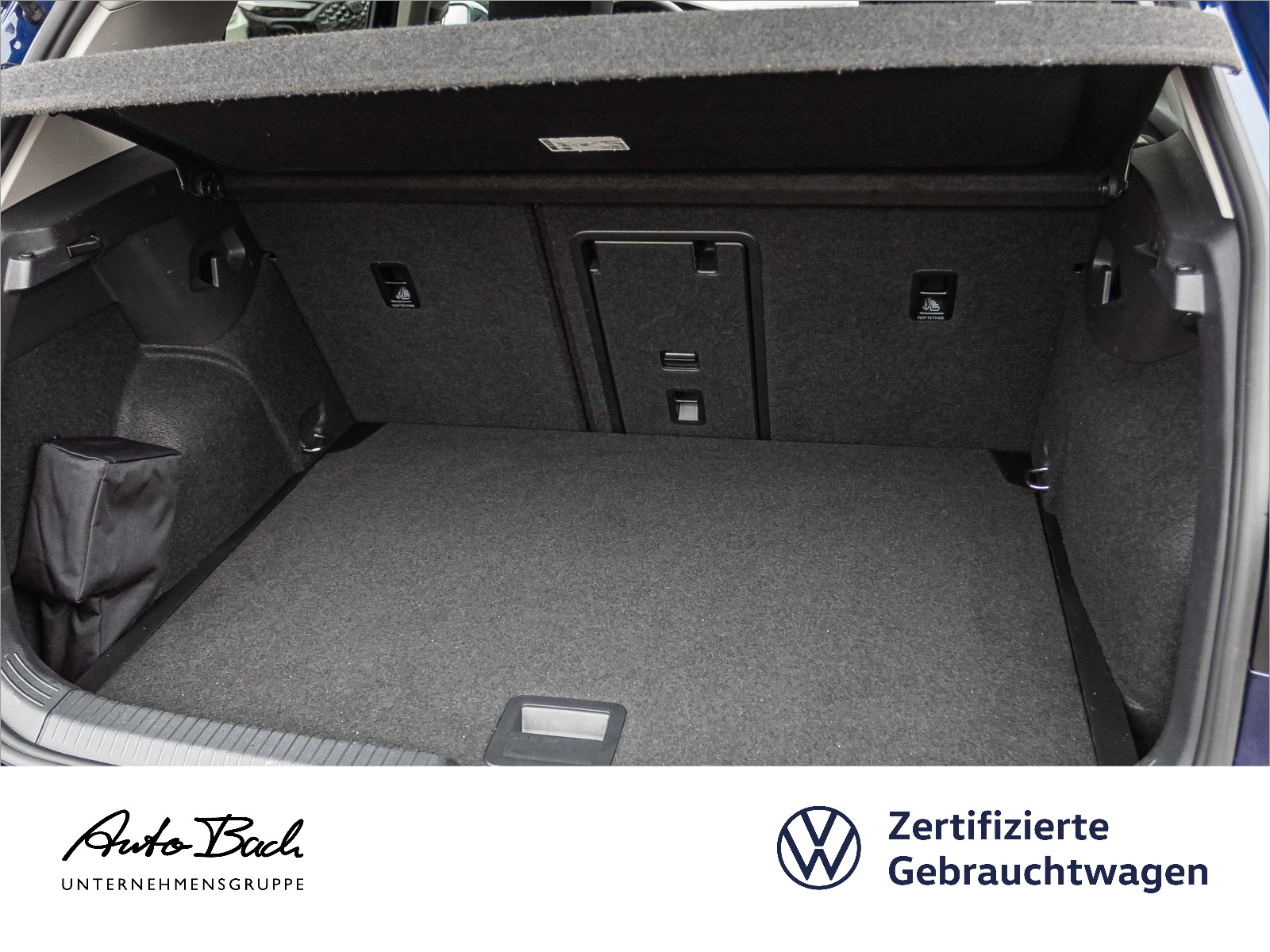 Volkswagen Golf VIII Style 1.5TSI DSG LED Panorama ACC EPH