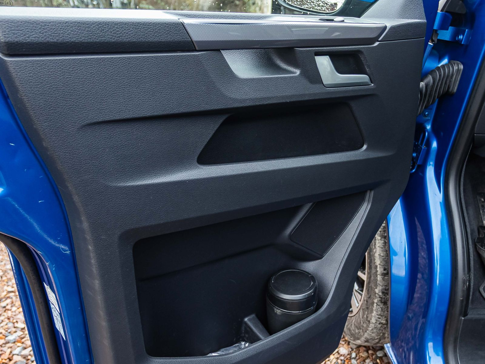 Volkswagen T6.1 Multivan Comfortline 2.0TDI DSG Navi LED ACC AHK