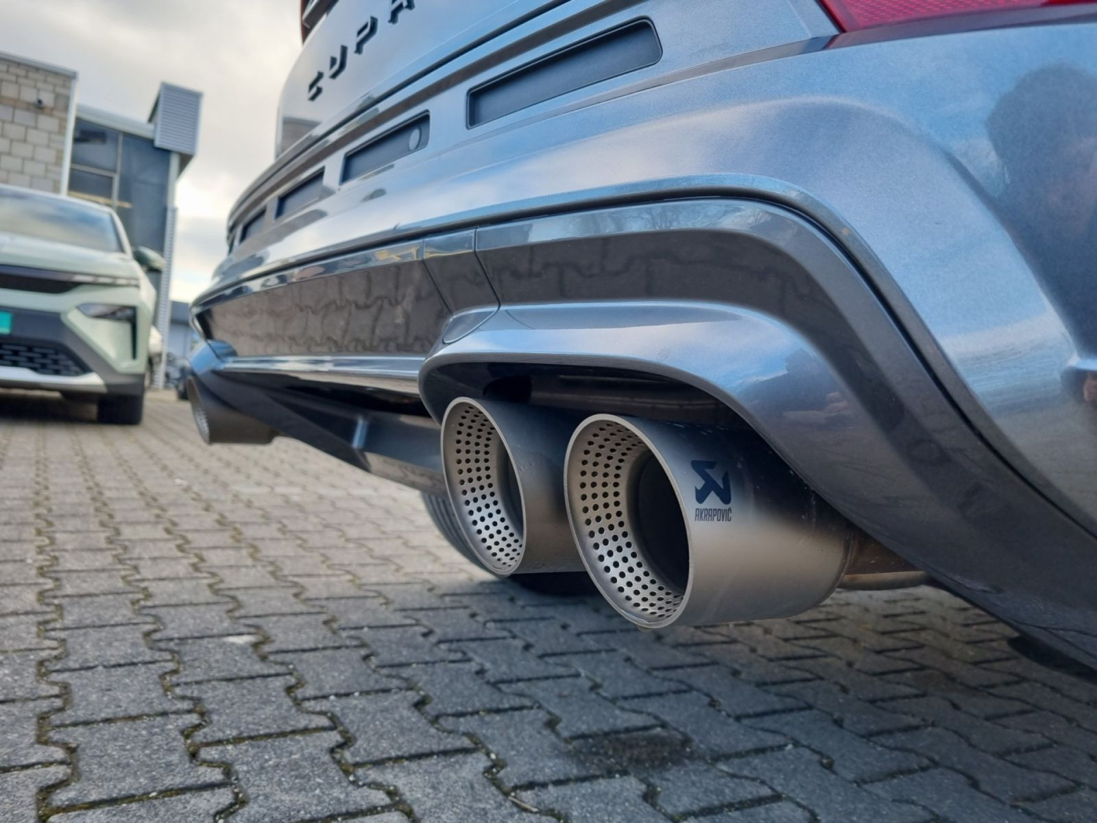 Seat Ateca Edition VZ 2.0 TSI DSG 4Drive AKRAPOVIC