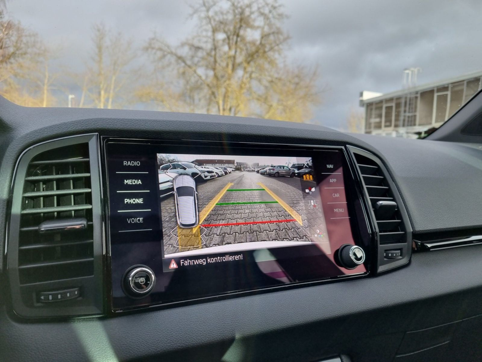 Skoda Karoq Sportline 2.0 TSI 4x4 DSG Panorma Navi ACC