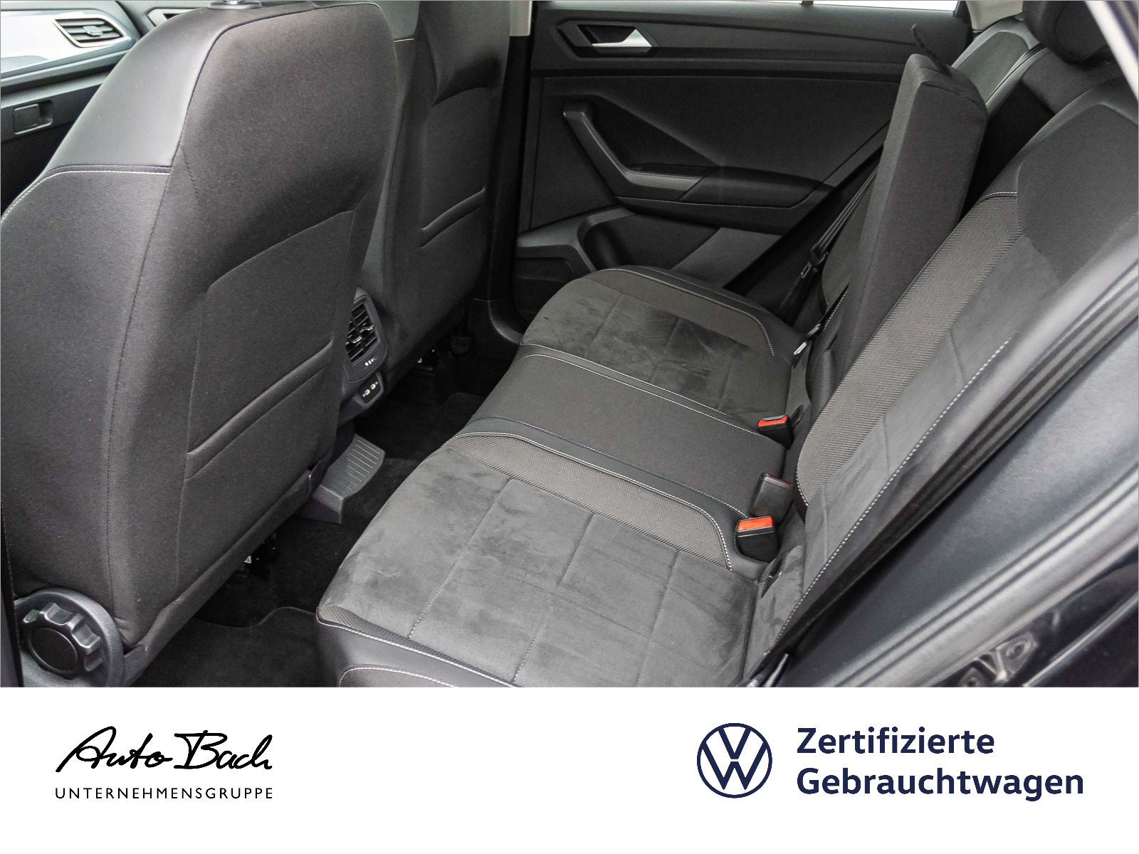 Volkswagen T-Roc Style 2.0TDI DSG Navi LED Panorama ACC EPH