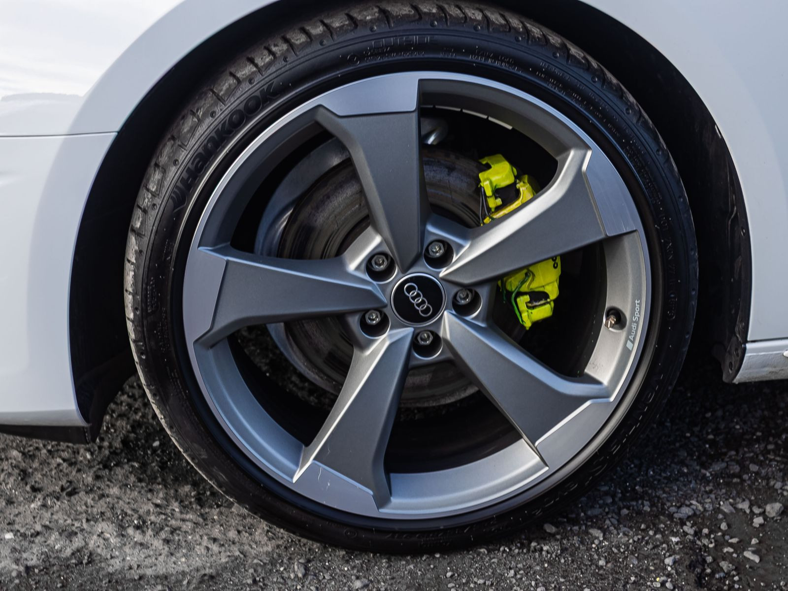 Audi A4 Avant S Line 35TFSI Stronic Navi LED ACC AHK