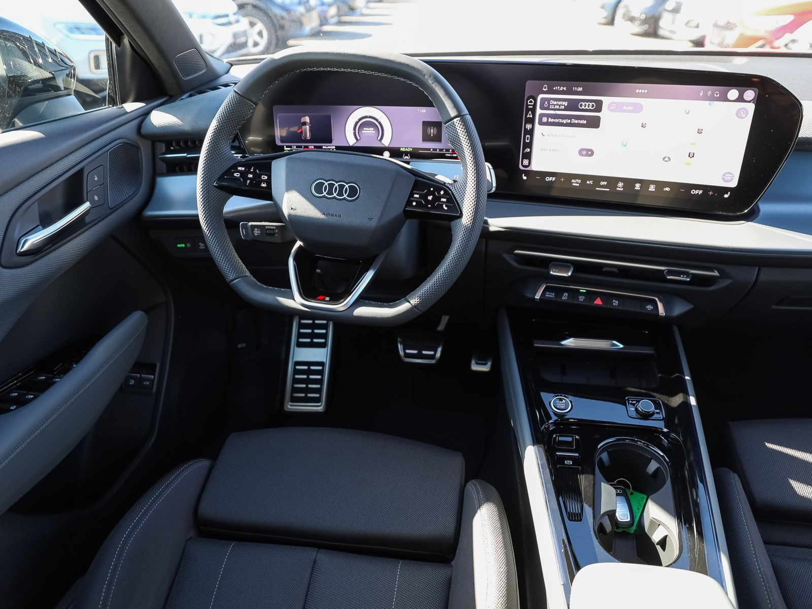 Audi Q3 SUV e-hybrid 200kW TechPlus / 2x S line / 19" AHK /  0,5%