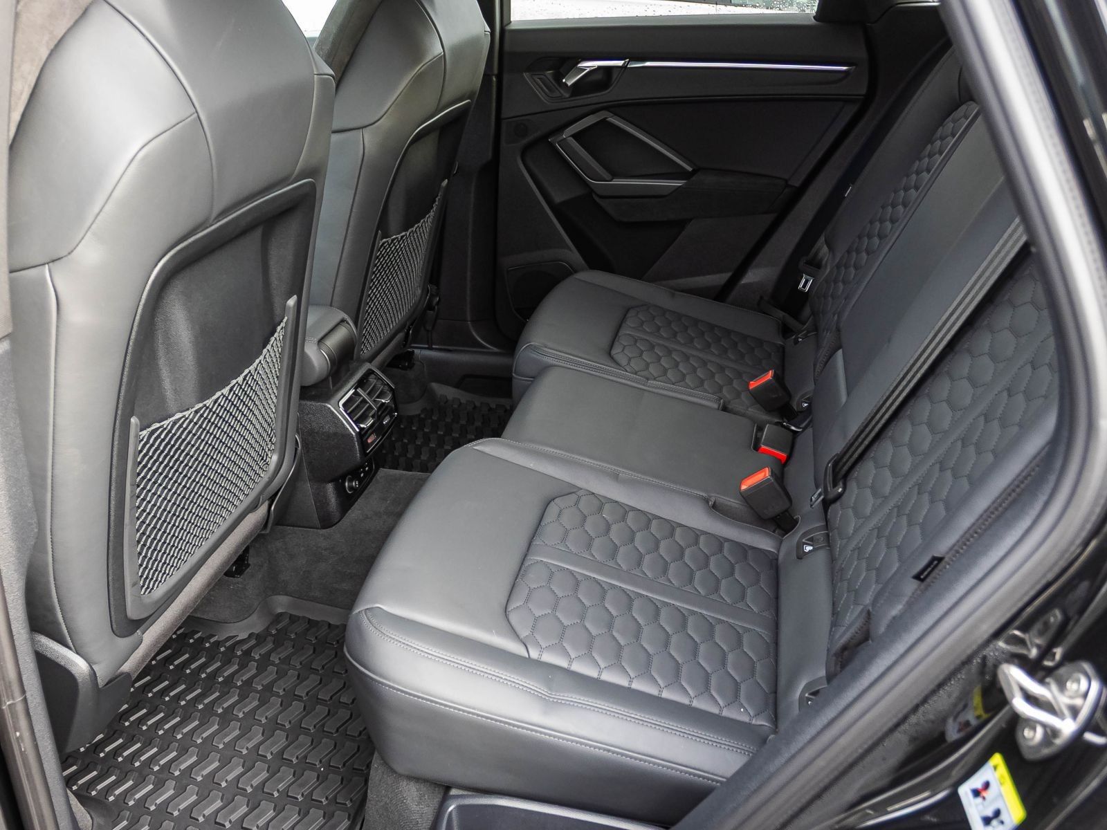 Audi RS Q3 Navi LED CarPlay ACC EPH AHK