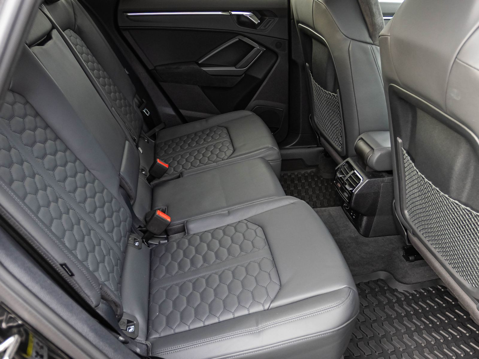 Audi RS Q3 Navi LED CarPlay ACC EPH AHK