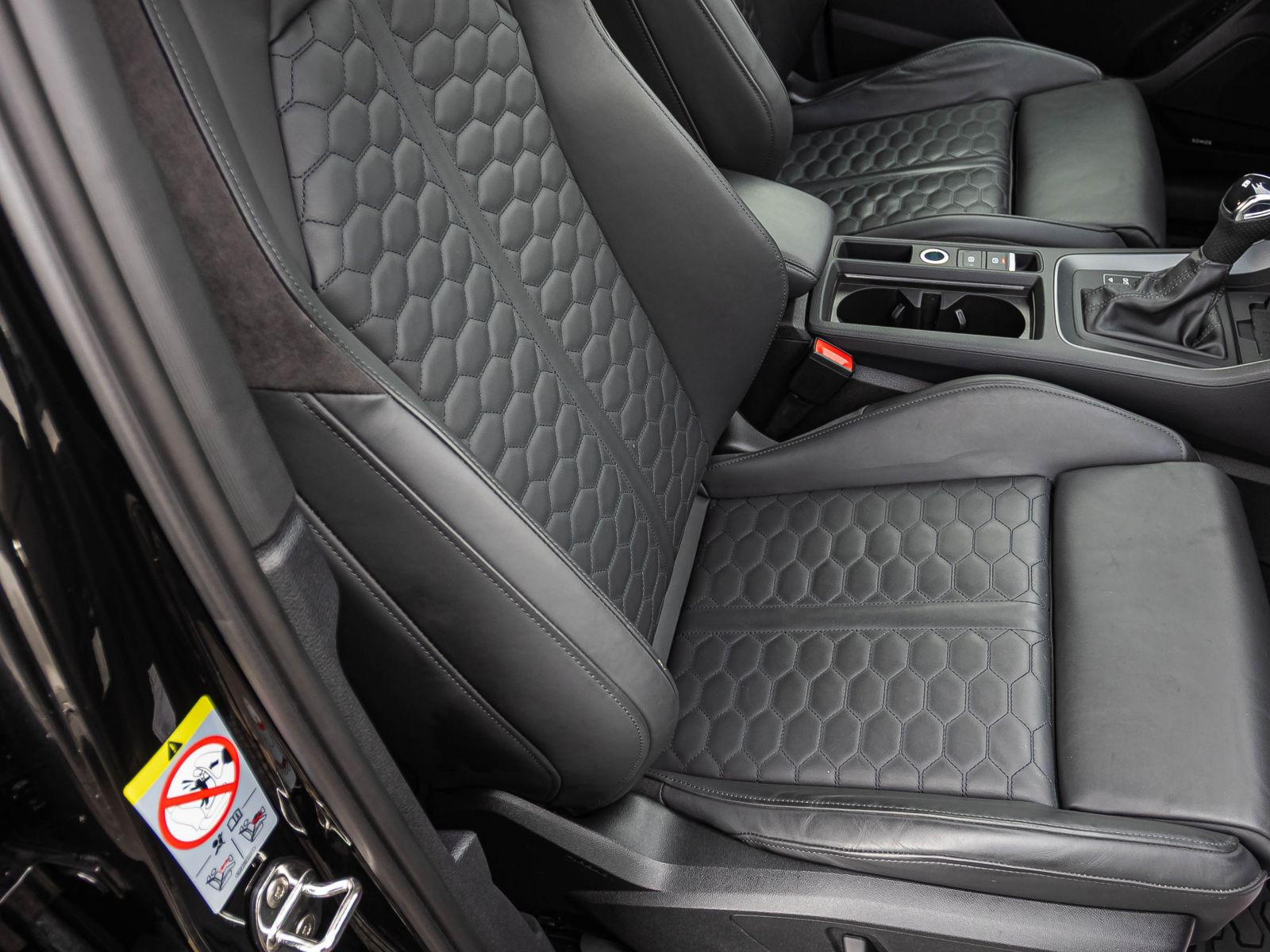 Audi RS Q3 Navi LED CarPlay ACC EPH AHK