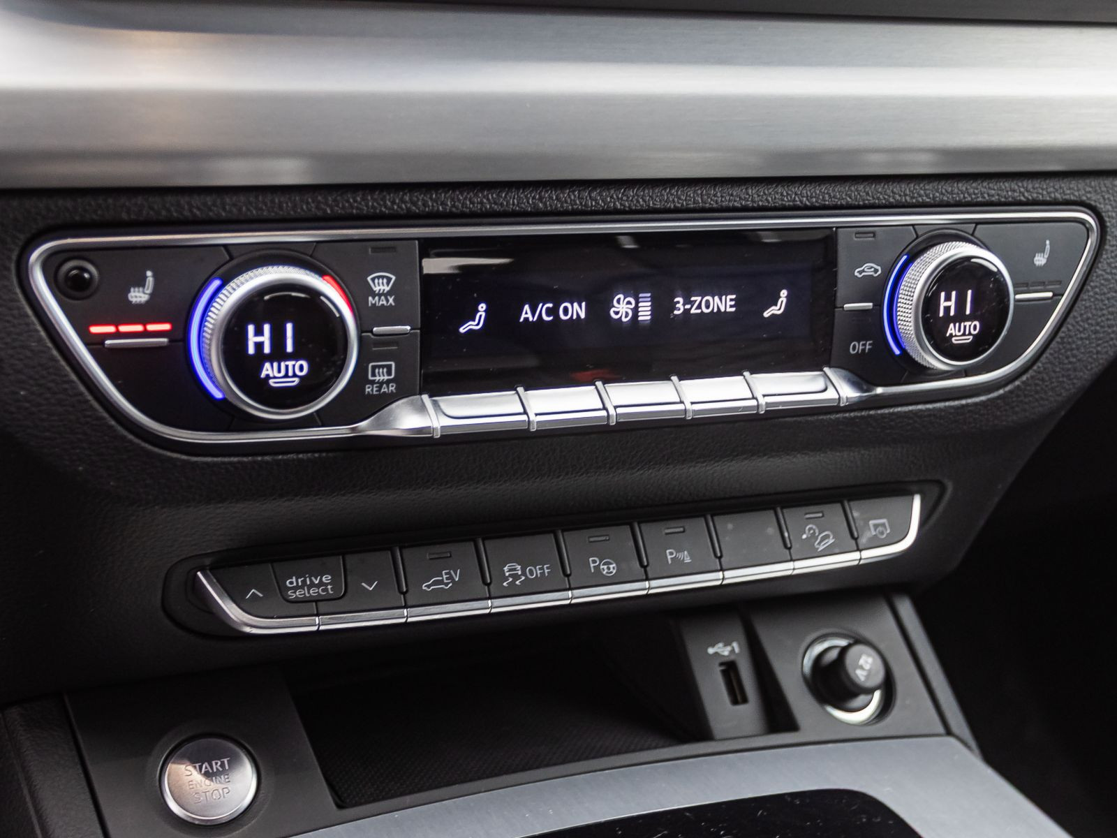 Audi Q5 S line 55TFSI e qu Navi LED Luftfederung AHK