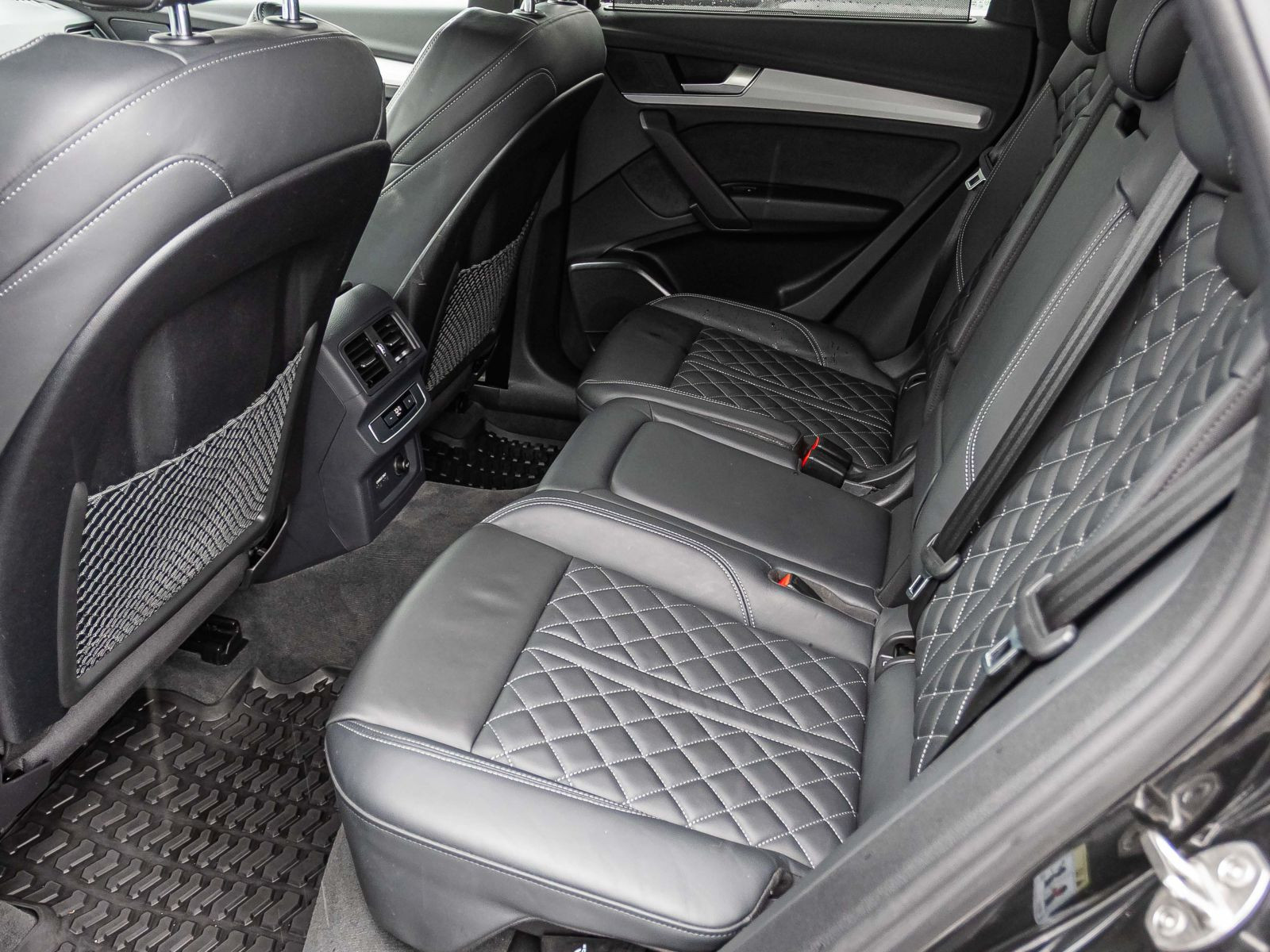 Audi Q5 S line 55TFSI e qu Navi LED Luftfederung AHK