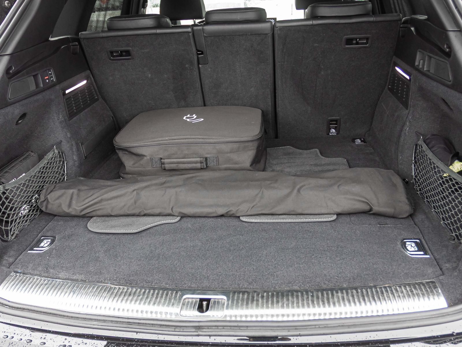 Audi Q5 S line 55TFSI e qu Navi LED Luftfederung AHK