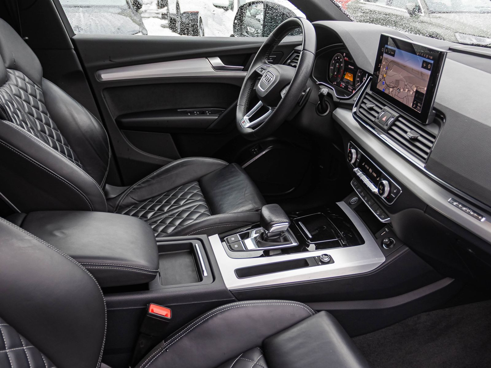 Audi Q5 S line 55TFSI e qu Navi LED Luftfederung AHK