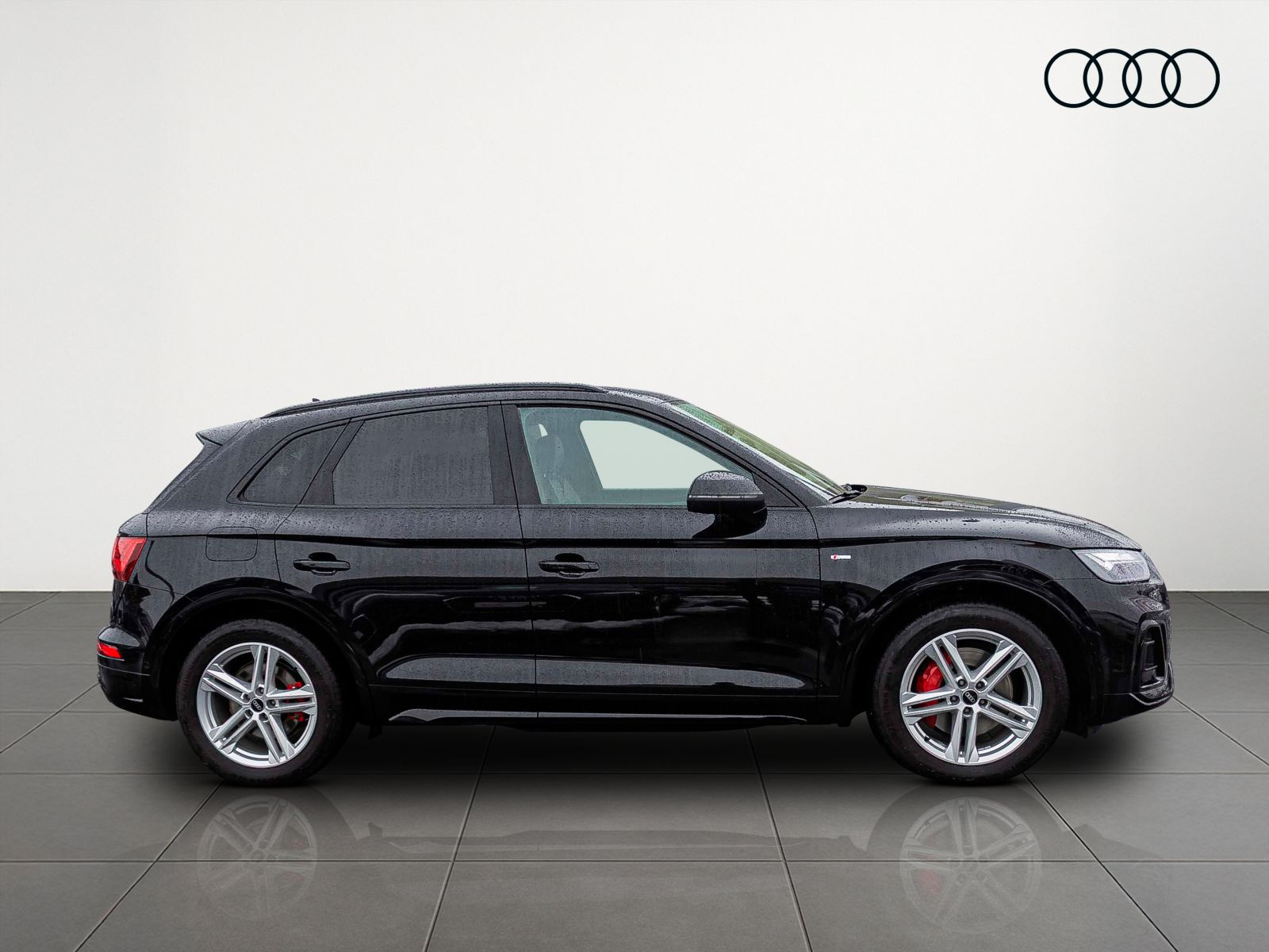 Audi Q5 S line 55TFSI e qu Navi LED Luftfederung AHK
